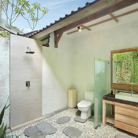 The Acala Shri Sedana Hotel Nusa Lembongan Exterior photo