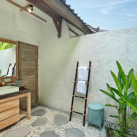 The Acala Shri Sedana Hotel Nusa Lembongan Exterior photo